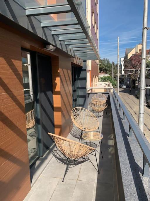 Tokiyo: A Lovely City Center 2 Bedrooms Apartment With Private Parking صوفيا المظهر الخارجي الصورة